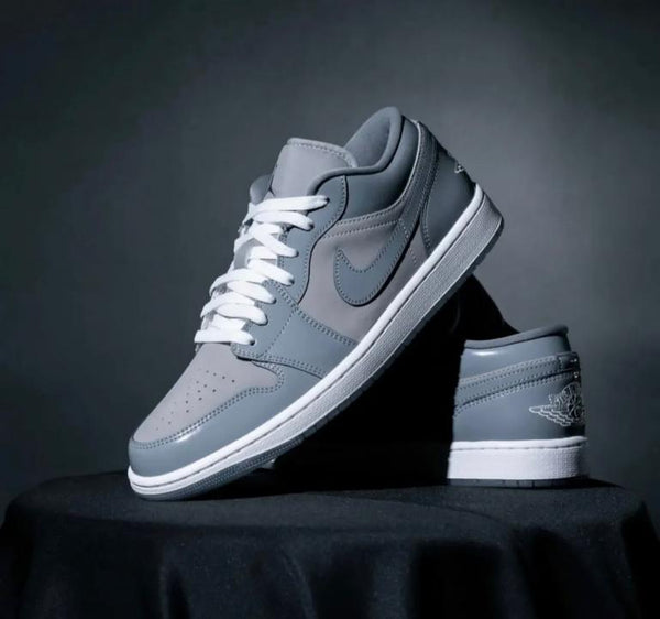 NIK.E AIR JORDAN 1 LOW SE MEDIUM GREY COOL