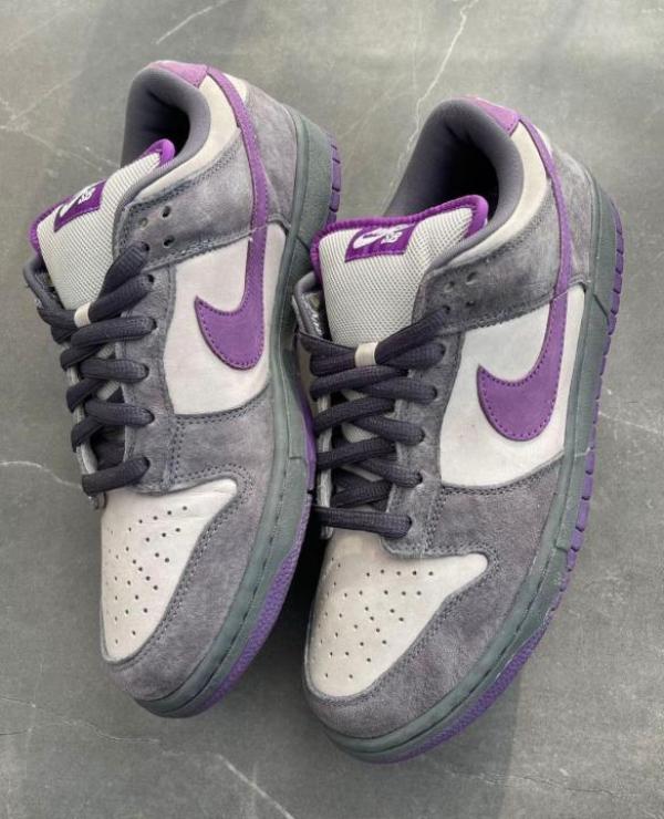 Nik ee SB Dunk Low Purple Pigeon