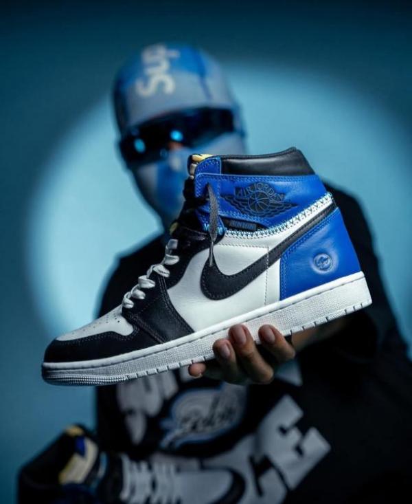 Fragment x Union LA x Nik ee Air Jordan 1 High OG