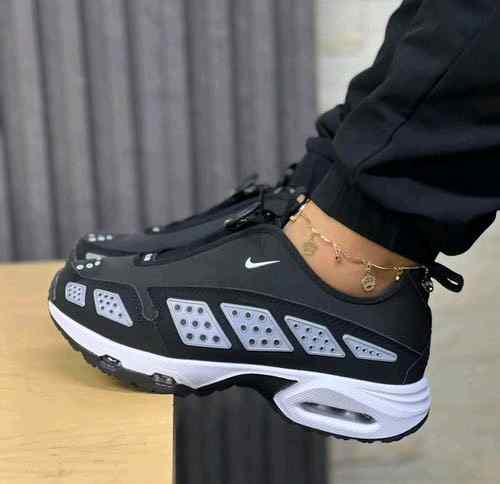 Nikee Air max SNDR Black Silver