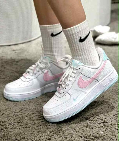 Nikee air force 107 white foam pink