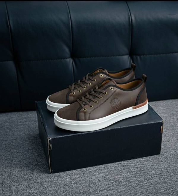 TIMBERLAND BROWN WHITE CASUAL 0011