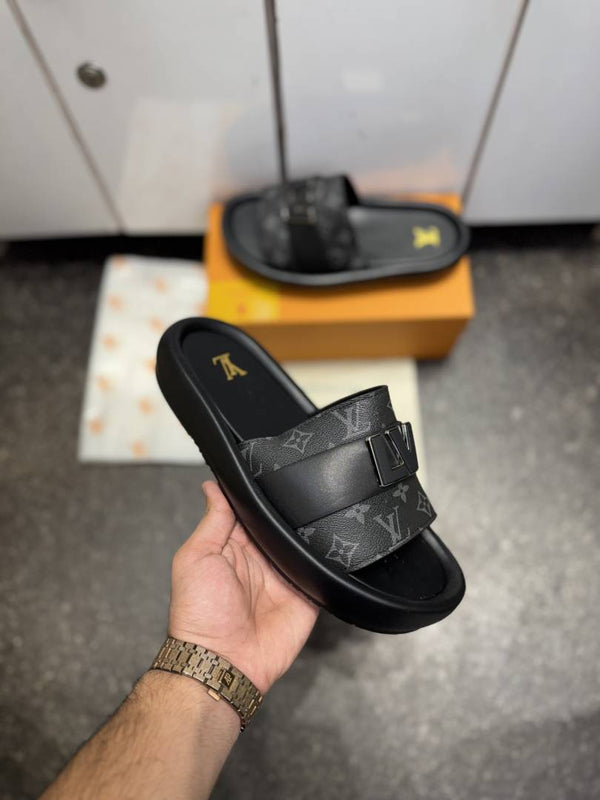 LOUI.S VUITTON LV LOGO PREMIUM SLIDE BLACK GREY 008