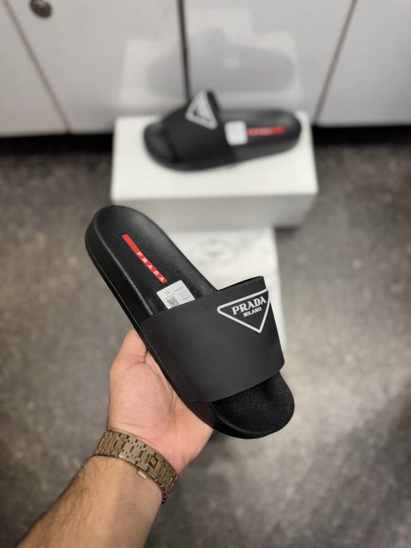 PRAD.A MILANO PREMIUM BLACK WHITE SLIDE 030