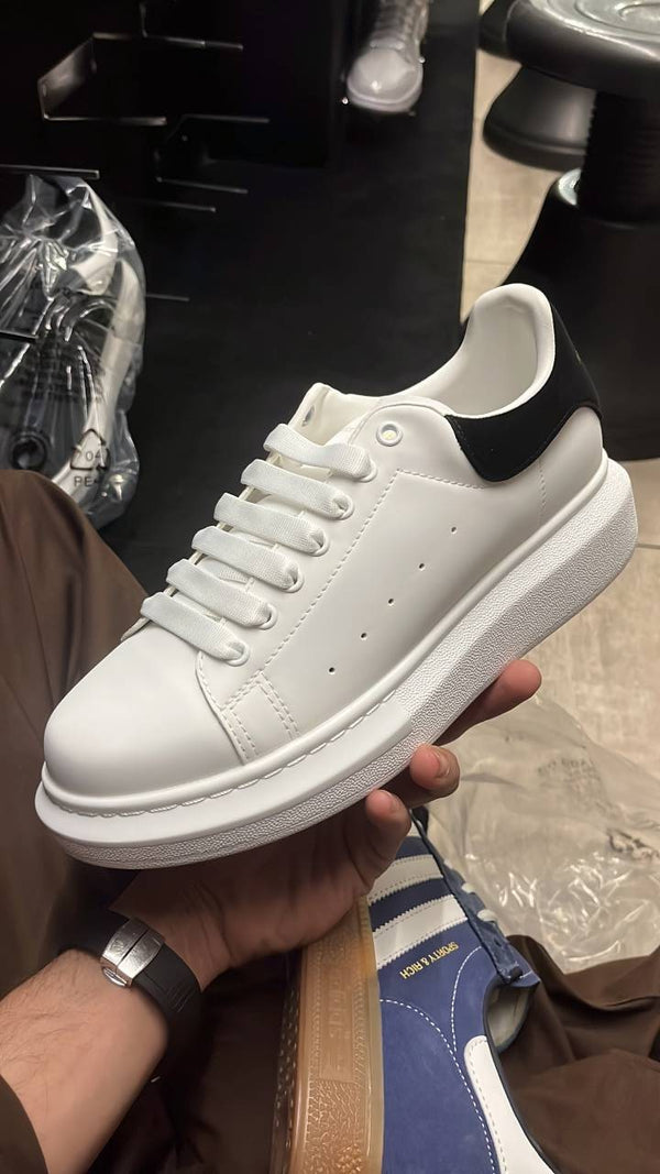 Alexander McQuee.n White Sneakers With Card Bill carry Bag & Og Box