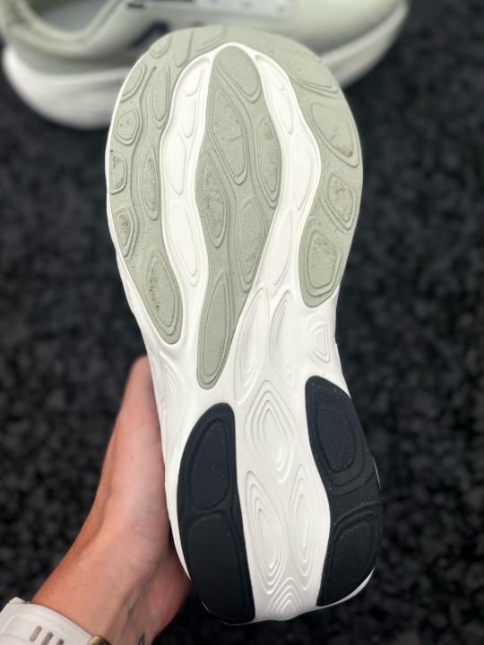 New Balanc.e Fresh Foam X 1080v14 Light Green
