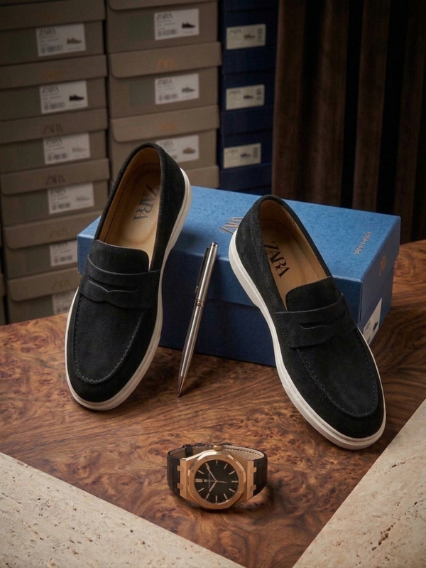 ZAR.A BLACK SUEDE LOAFER 500