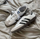 ADIDA.S SAMBA WHITE BLACK WITH KEYCHAIN MENS FIX