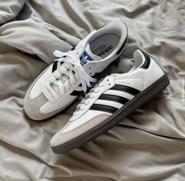 ADIDA.S SAMBA WHITE BLACK WITH KEYCHAIN MENS FIX