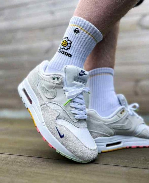 Nik ee Air max 1 pom pom polka dot