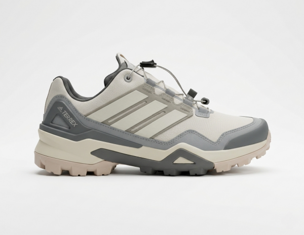 ADIDA.S TERREX SKYCHASER GORE-TEX WHITE GREY