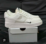 Nik ee Air Force 1 Low Sail
