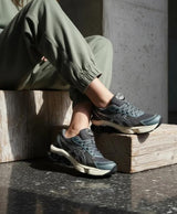 Asic.s Gel-Kinetic Fluent Grey