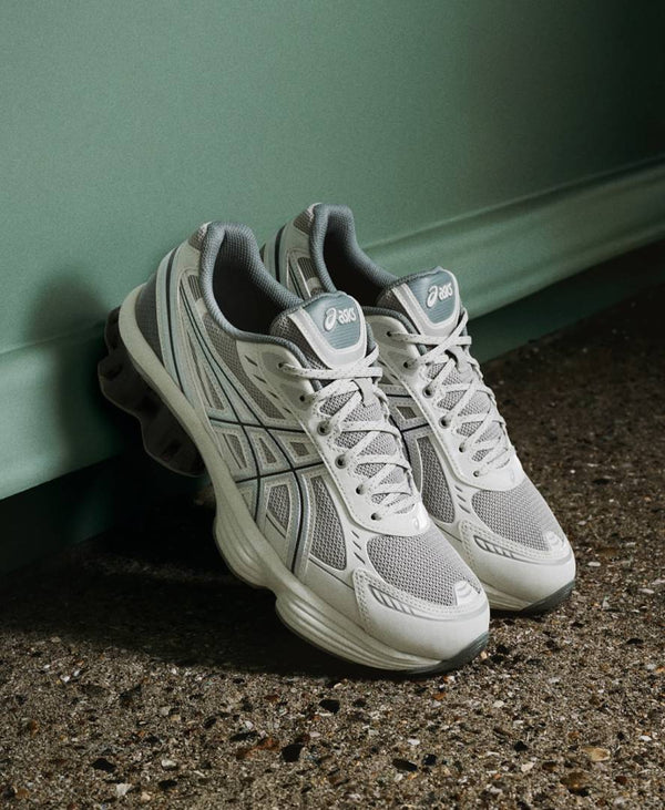 Asic.s Gel-Kinetic Fluent White