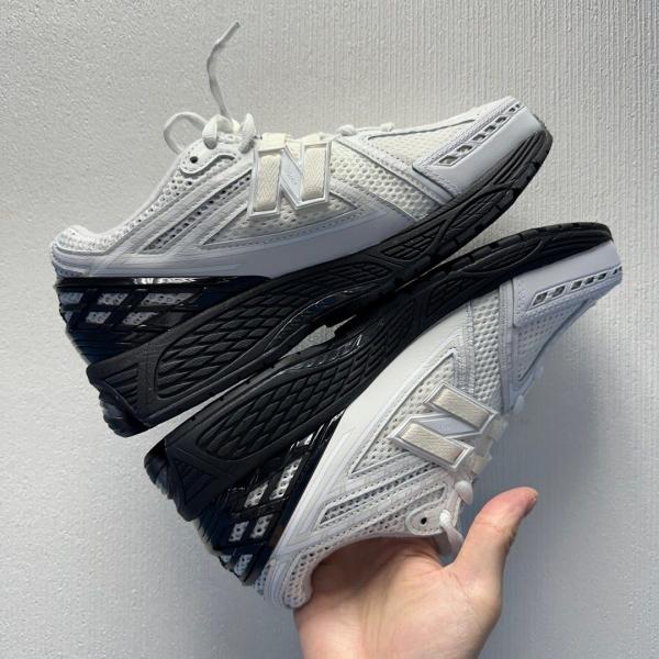 New Balanc.e x Comme des Garons Homme 1906R sneakers