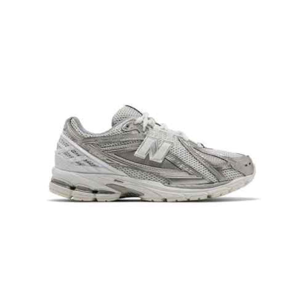 Neww Ballance 1906R Silver Metalic Sea Salt