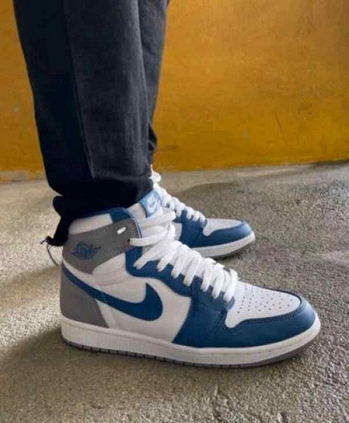 Nikee air jordan 1 true blue semi ua