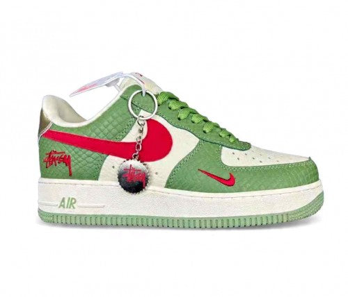 Nik ee Air Force 1 Low 07 x Stussy green
