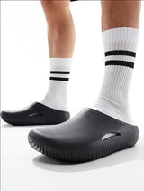 Croc.s mellow recovery clog Black with og box carry bag