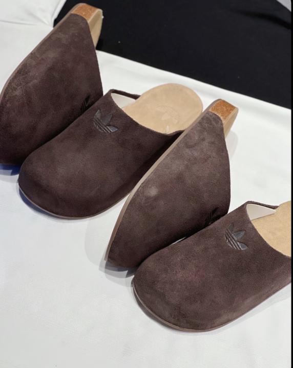 Adida.s Adimule brown