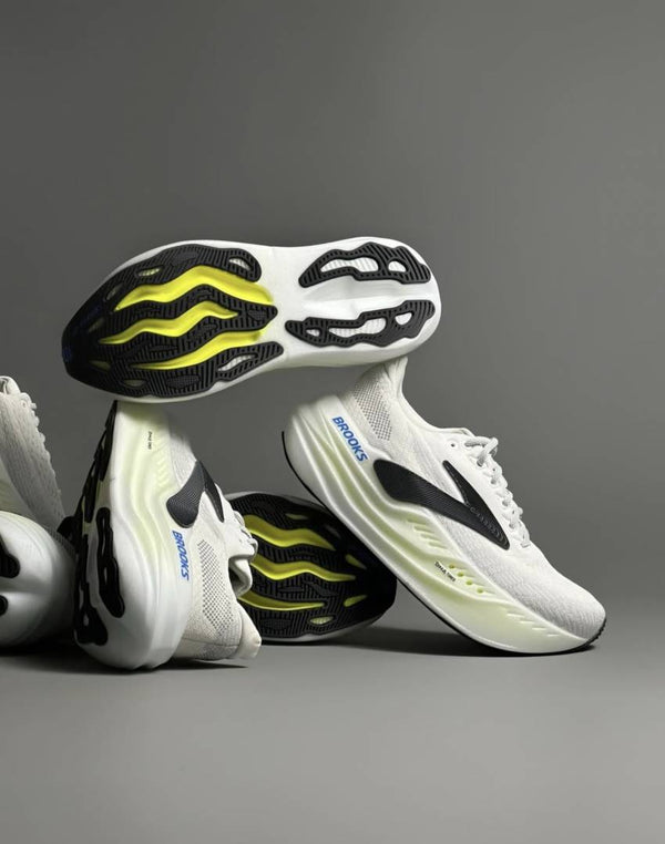 Brooks Glceerin Max Running Green sole