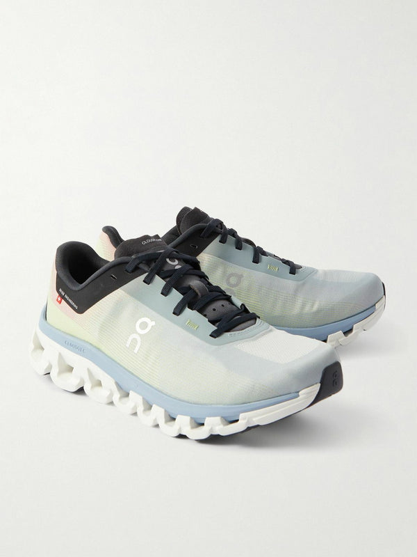 On CloudFlow 4 Glacier Champbray Grey White