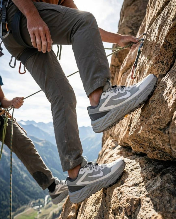Nik.e Pegasus Trail 5 Gore Tex grey