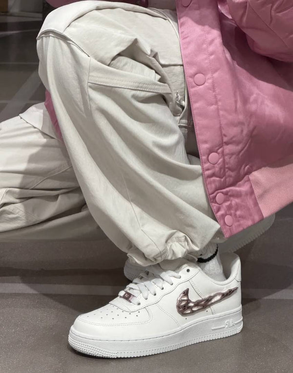 Nik.e Air Force 1 LX Molten Swoosh