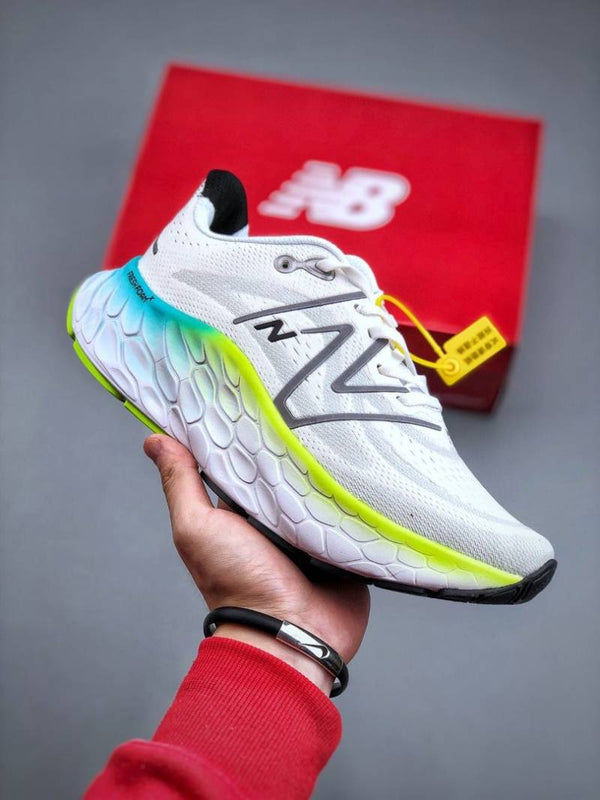NB Fresh Foam X More v4 White