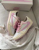 Nikke Travis Scott X Air Jordan 1 Retro Low OG Shy Pink