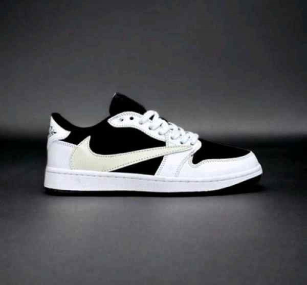 Nikee air jordan retro 1 low travis scott x panda semi ua
