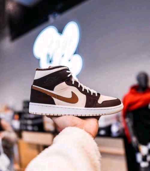 Nikee Air jordan 1 Mid Se Brown Basalt Oatmeal Semi Ua