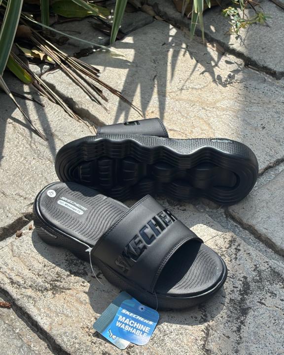 Skecherrs Massage Fit Slides