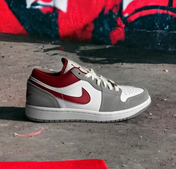 NIKKE AIR JORDAN 1 LIGHT SMOKE GREY GYM RED