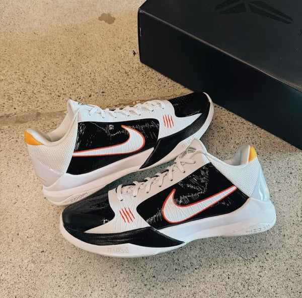 NIKKE KOBE 5 PROTRO BRUCE LEE