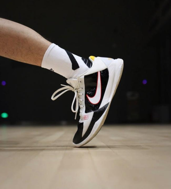 NIKKE KOBE 5 PROTRO BRUCE LEE