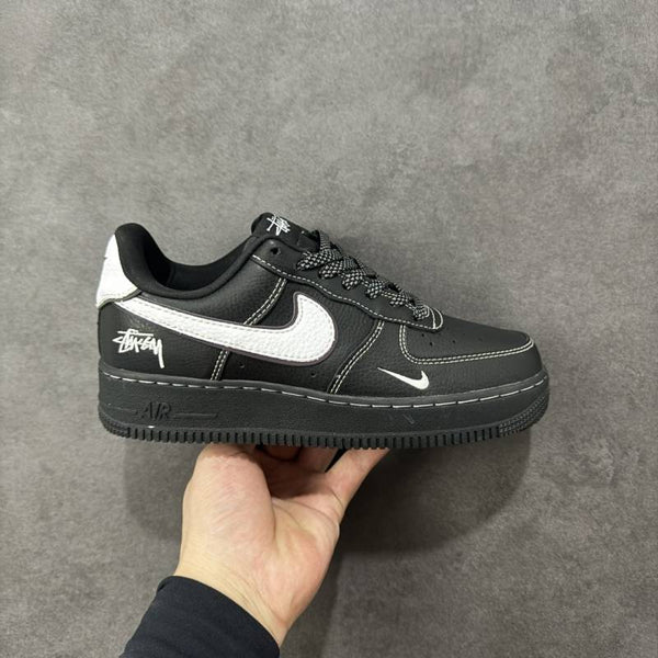 Nikee X Stussy Air Force 1 Low Black
