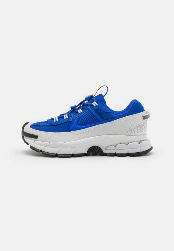 Nikke Zoom Vomero Roam Racer Blue