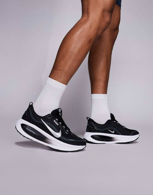 Nikke Running Vomero 18 Gore-Tex Black Reflective