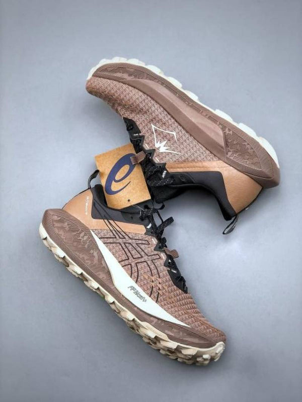 Asiics Gel Trabuko 13 Running Brown