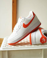 NIKKE AIRFORCE 1 LOW WHITE SAFTEY ORANGE