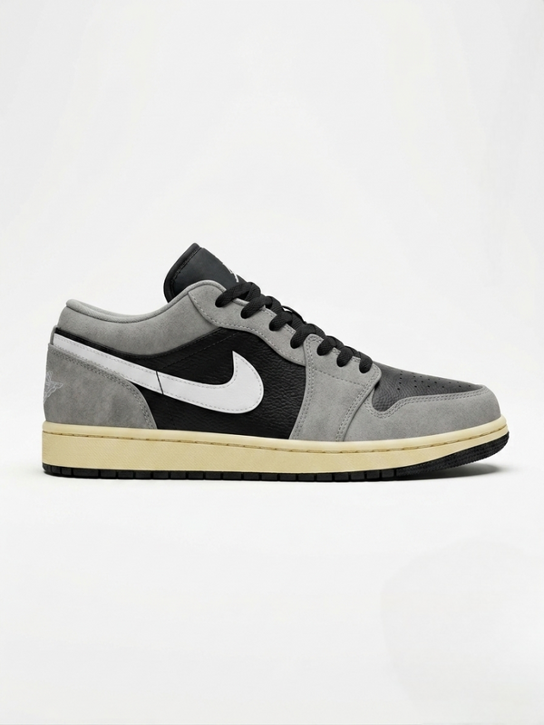 NIKKE AIR JORDAN 1 LOW LIGHT SMOKE GREY OFF NOIR
