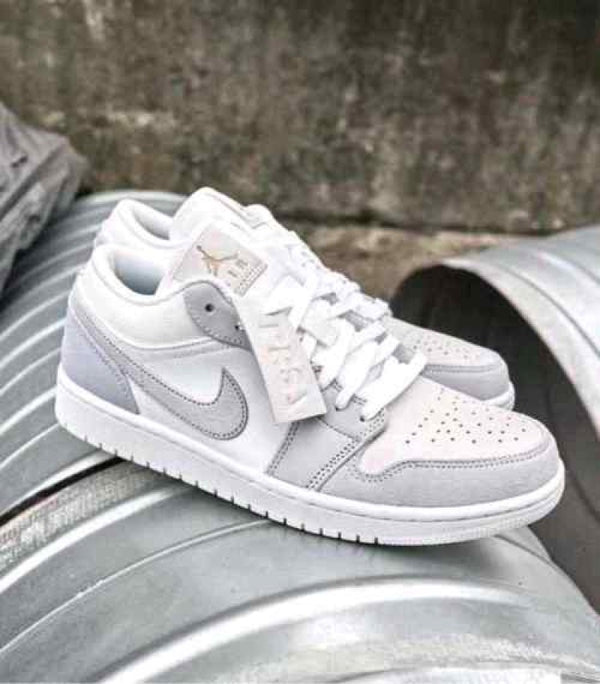 Nikee air jordan 1 paris low
