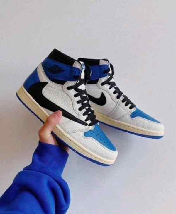 NIKEE AIR JORDAN 1 HIGH X TRAVIS SCOTT FRAGMENT SEMI UA