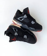 NIKKE AIR JORDAN 4 LONDON