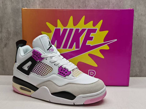 NIKKE AIR JORDAN 4 RETRO COMIC