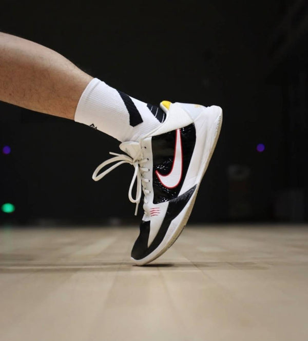 NIKKE KOBE 5 PROTRO BRUCE LEE