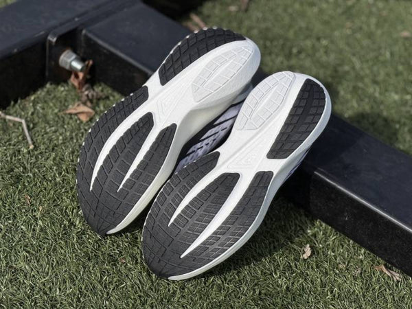 Under Armor Velociti Distance running White