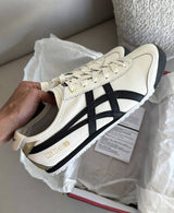 Onitsuk Tiger Mexico 66 White black gold