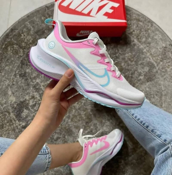 Nik Zoom X Smiley white pink
